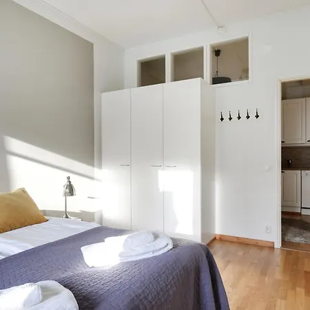 Kotimaailma Kamppi - 2br With Code Lock דירה